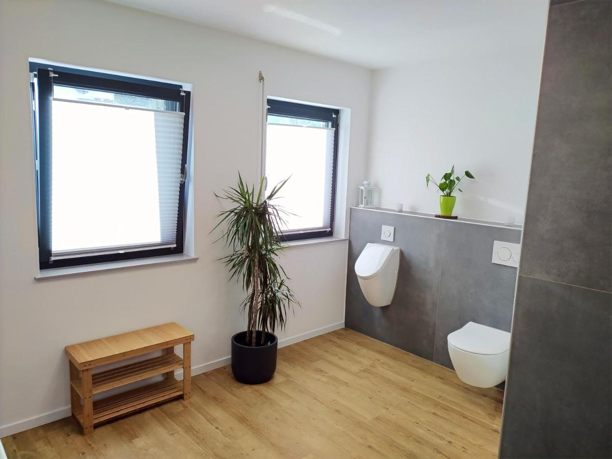 Fewo Wildflecken - Ferienwohnung Rhoen Neubau 2021 Eksteriør billede