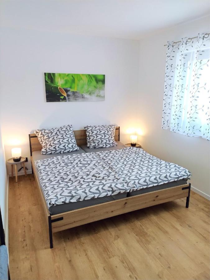Fewo Wildflecken - Ferienwohnung Rhoen Neubau 2021 Eksteriør billede